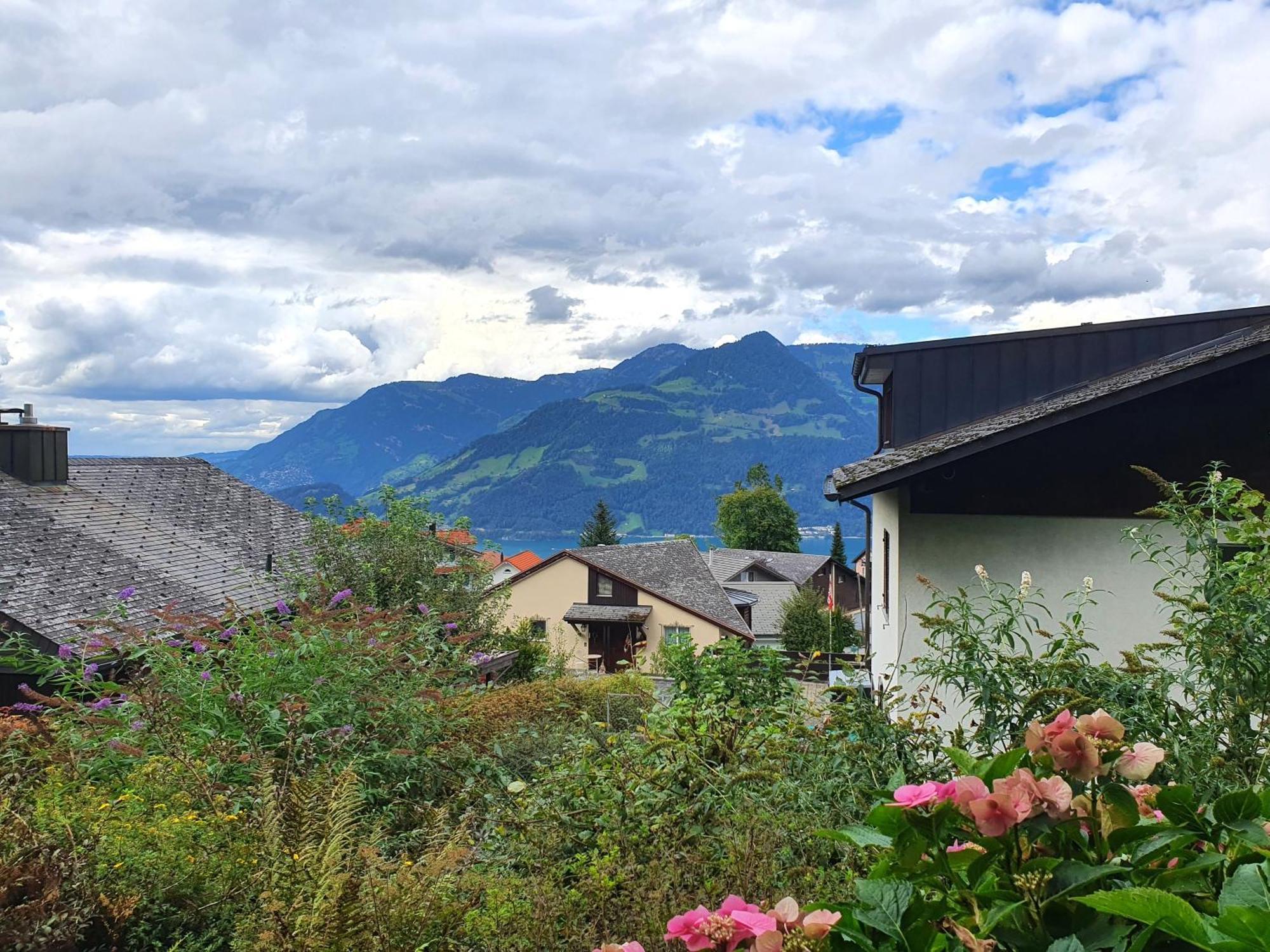 Elfe-Apartments Ferienmietwohnungen Emmetten Ruang foto